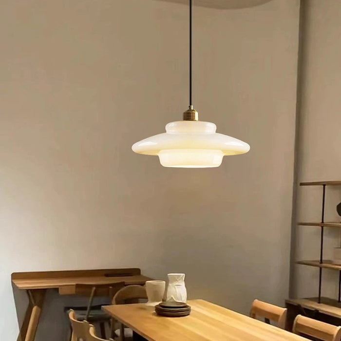 Przepełniona elegancją lampa szklana!