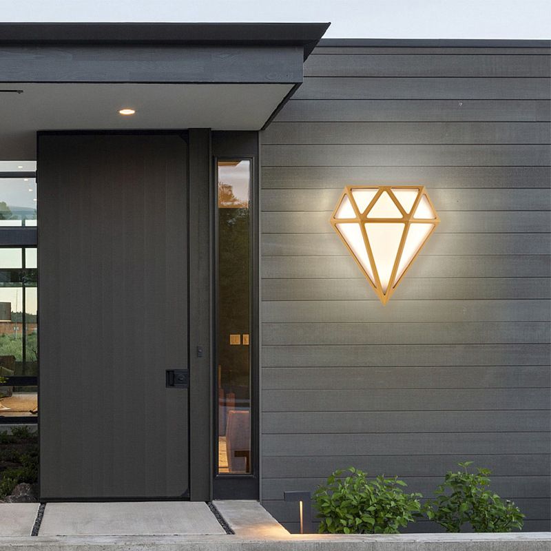 Energooszczędne światło, które rozświetli Twój ogród na długie lata