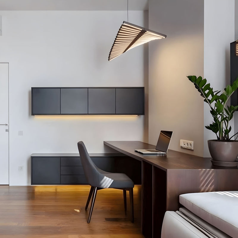 Minimalistyczny Żyrandol z Nowoczesnym Designem