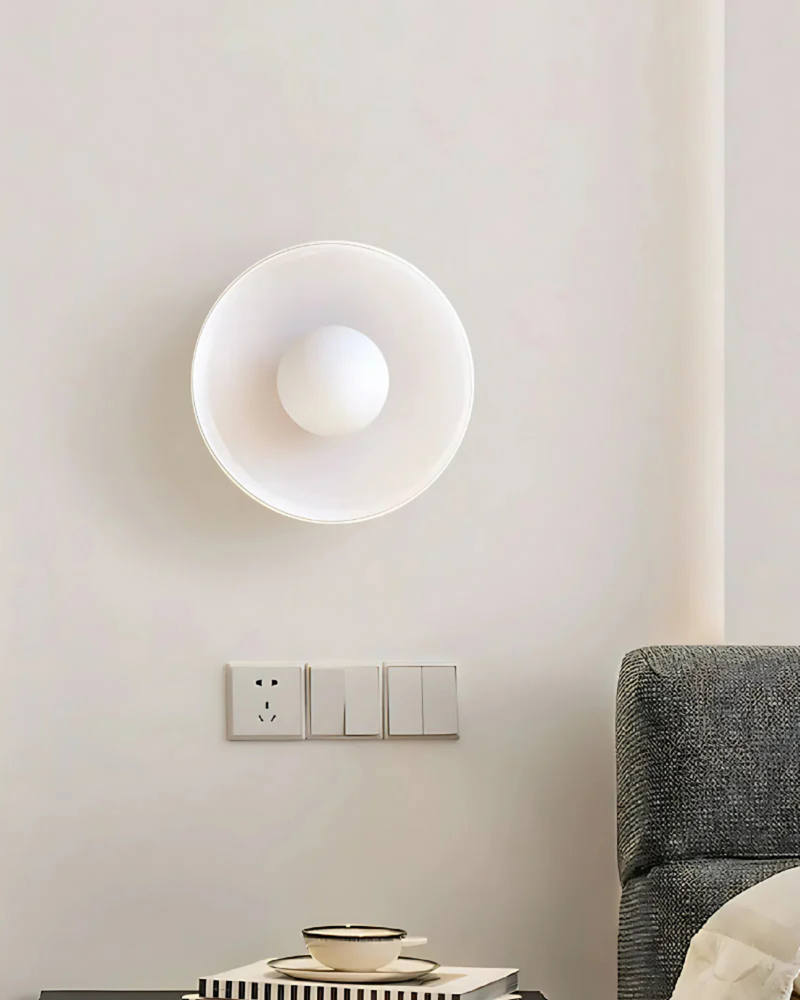 Artystyczna Lampa Dekoracyjna Łącząca Sztukę i Światło