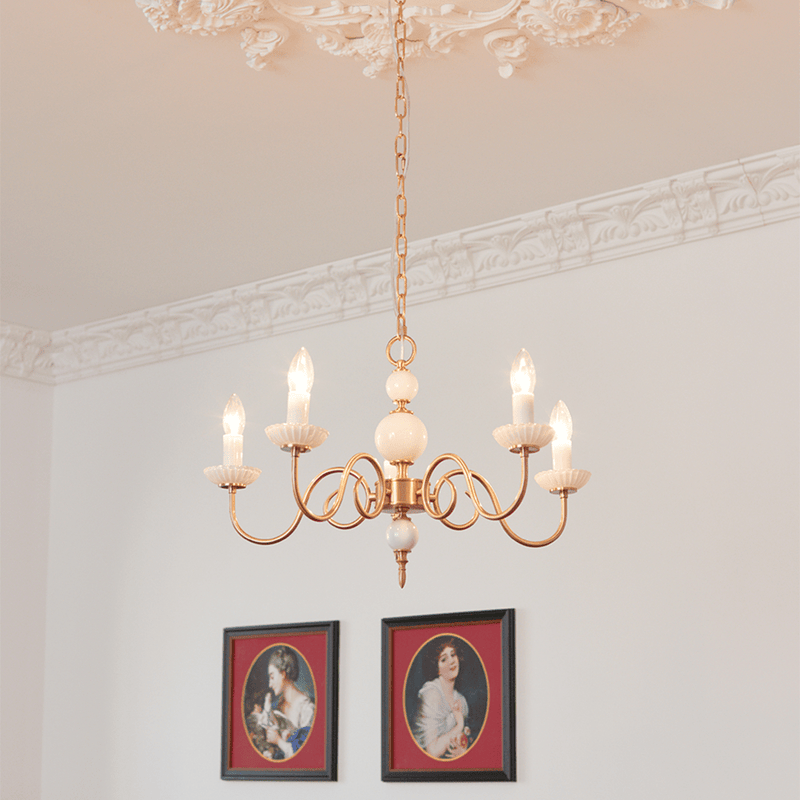 Nowoczesna lampa, która ożywi każde wnętrze