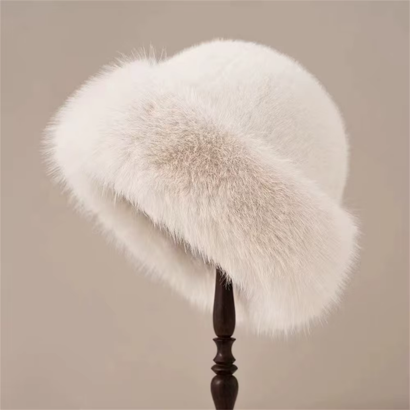 Elegancka Futrzana Czapka