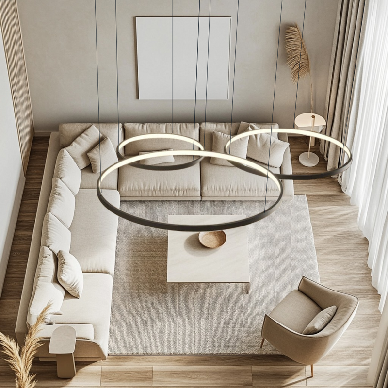 Lampa sufitowa o subtelnym, okrągłym kształcie