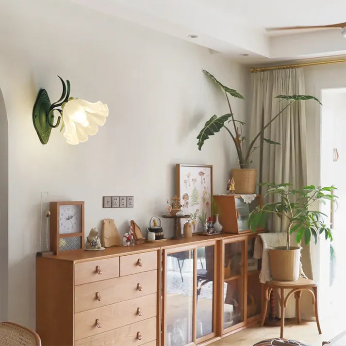 Stylowy Kinkiet LED z Motywem Kwiatowym Połączenie Natury i Elegancji