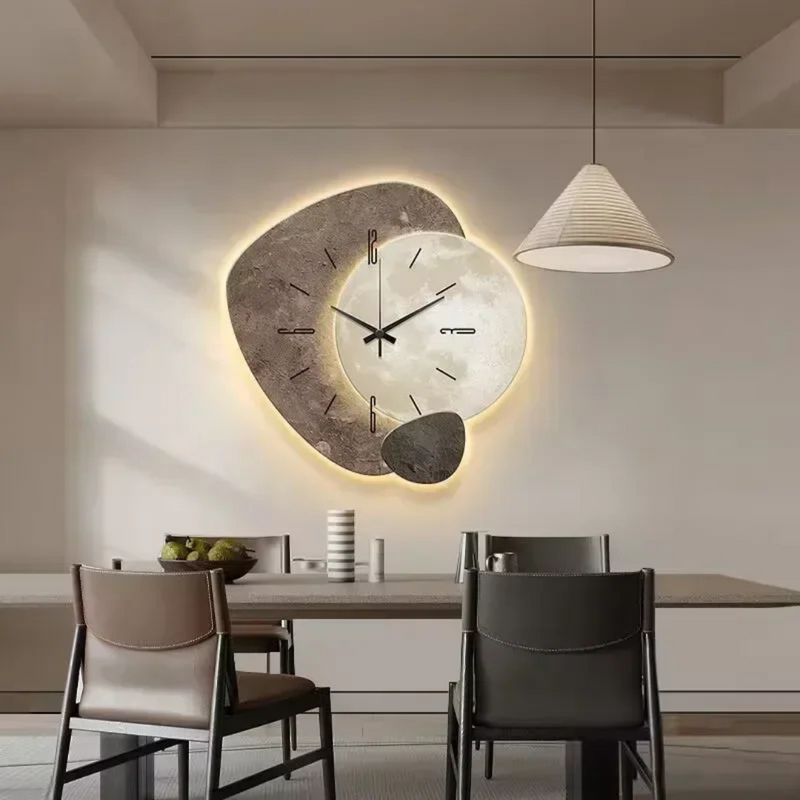 Stylowy Drewniany Zegar Ścienny z Efektem LED Brisva