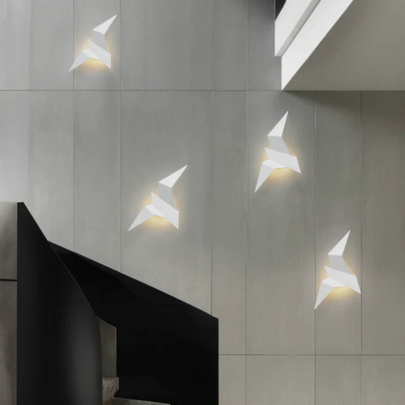 Dekoracyjna Lampa Ścienna z Inspiracją Origami