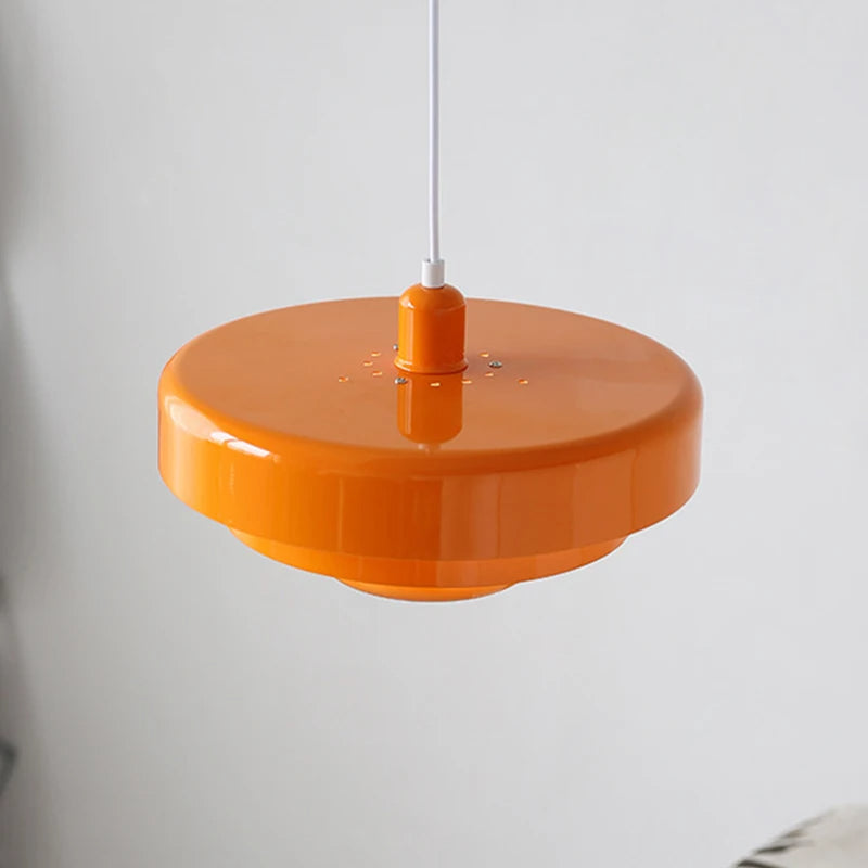 Nowoczesna lampa wisząca o eleganckim wyglądzie