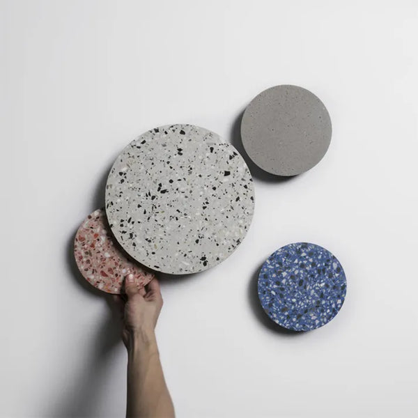 Skandynawska Lampa Ścienna Unikalne Połączenie Terrazzo i Ciepłego Światła