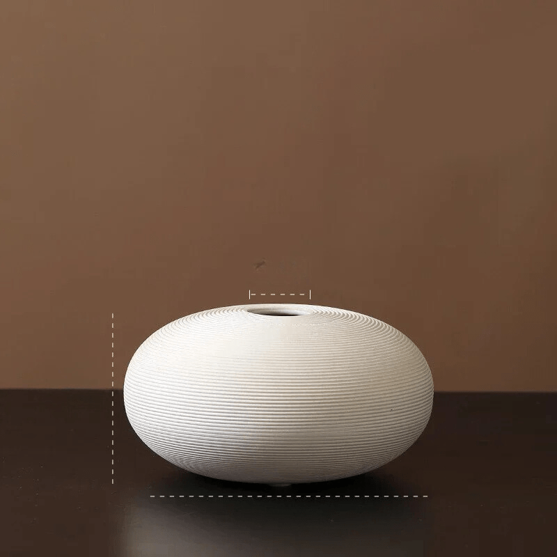 Wzór spokoju wśród ceramicznych kształtów