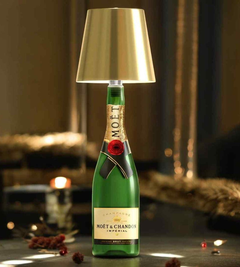 Elegancka Lampa LED w Formie Butelki