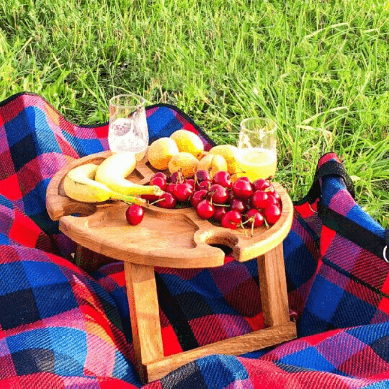 Składany stolik piknikowy łączy elegancję z mobilnością