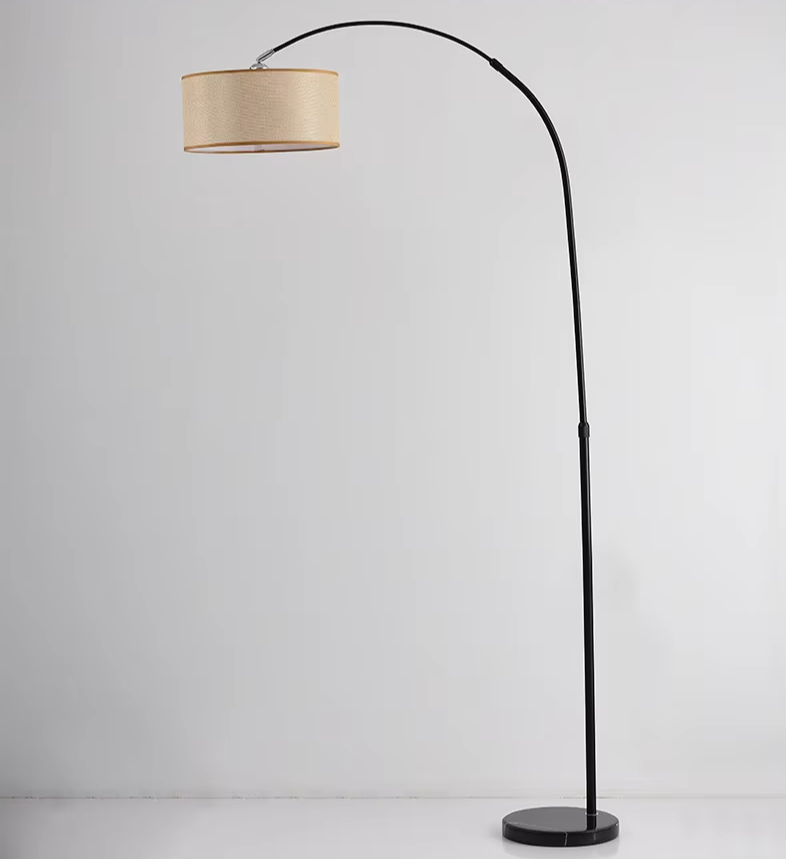 Luksusowa lampa podłogowa z aluminium idealna do stylowego salonu!