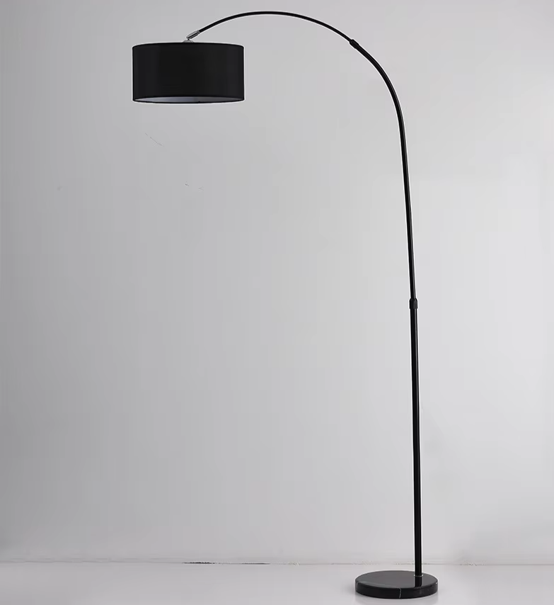 Luksusowa lampa podłogowa z aluminium idealna do stylowego salonu!