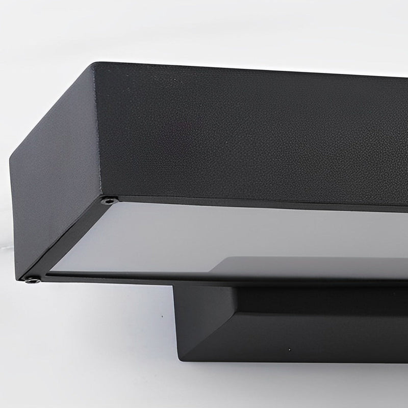 Nowoczesna Lampa Ścienna LED z Czujnikiem Ruchu i Czarną Obudową