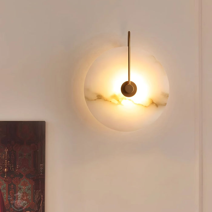 Alabastrowa Lampa LED na Ścianę – Elegancja i Spokój w Świetle