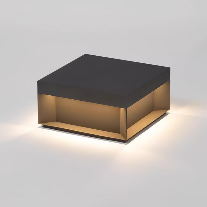 Stylowa zewnętrzna lampa solarna z matowym akrylowym kloszem