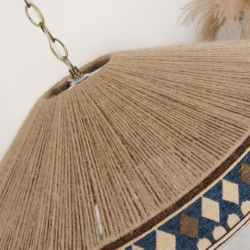 Stylowa Lampa Wisząca z Elementami Boho Artystyczny Design i Subtelne Światło