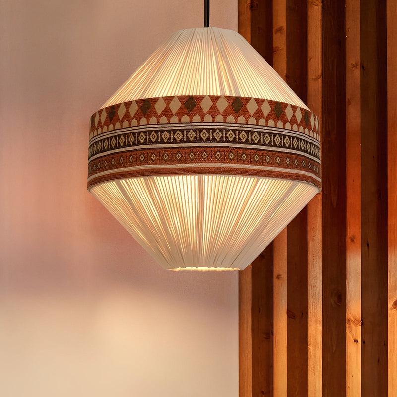 Stylowa Lampa Wisząca z Elementami Boho Artystyczny Design i Subtelne Światło