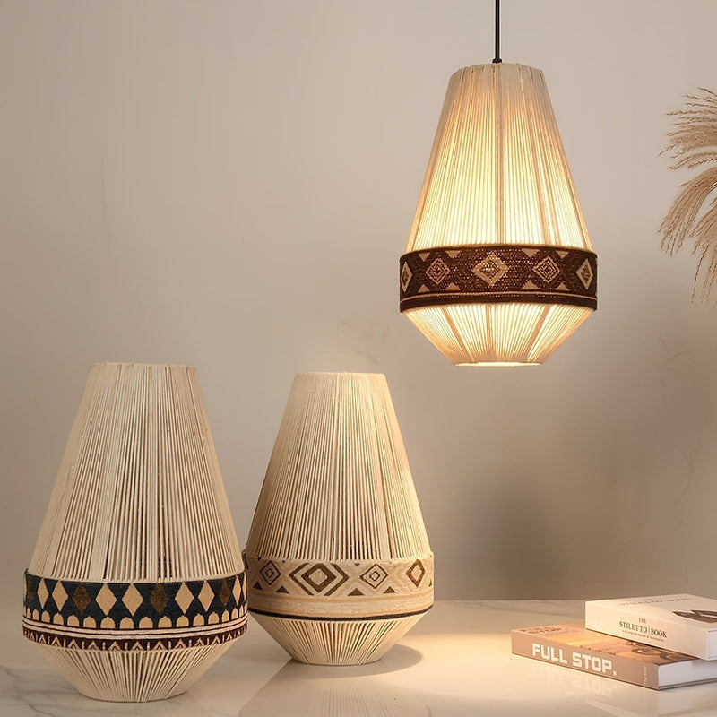 Stylowa Lampa Wisząca z Elementami Boho Artystyczny Design i Subtelne Światło