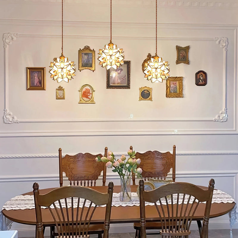 Lampa Wisząca z Naturalnym Akcentem