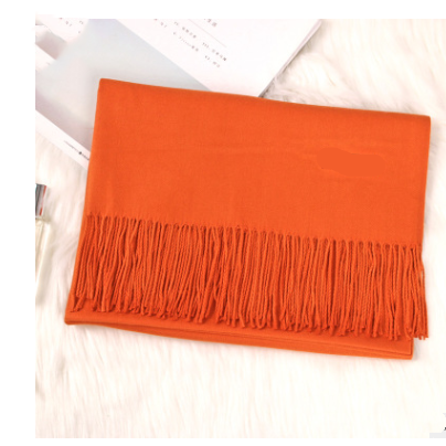 Ciepły Damski Szalik w Klasycznym Stylu – Elegancki Dodatek na Zimę 2