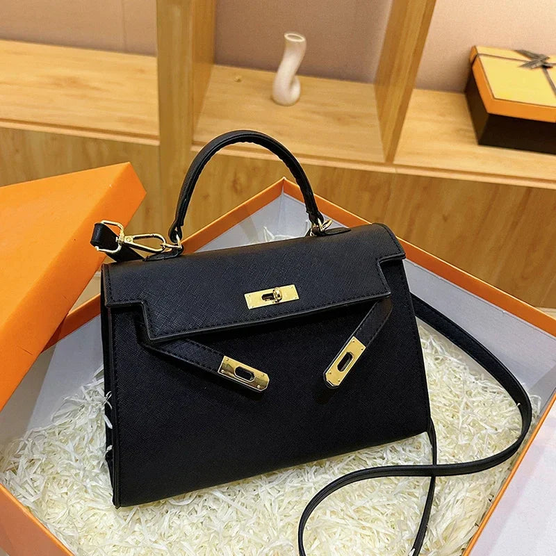 Elegancka Torebka ze Skóry Naturalnej z Funkcją Crossbody i Klasycznym Szykiem
