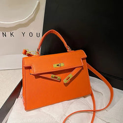 Elegancka Torebka ze Skóry Naturalnej z Funkcją Crossbody i Klasycznym Szykiem