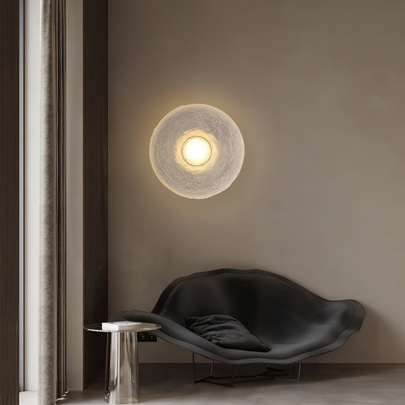 Żywiczna Lampa na Ścianę o Artystycznym Charakterze