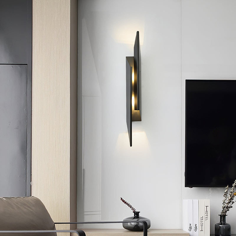 Minimalistyczna Lampa Ścienna z Designerskim Akcentem