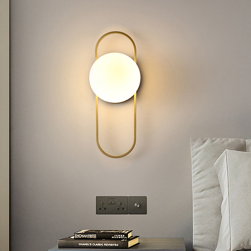 Skandynawska Lampa Ścienna – Harmonia i Prostota