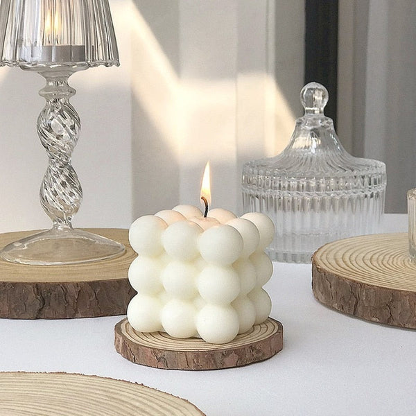 Elegancka Świeca BubbleGlow Stwórz Przytulną Atmosferę w Domu