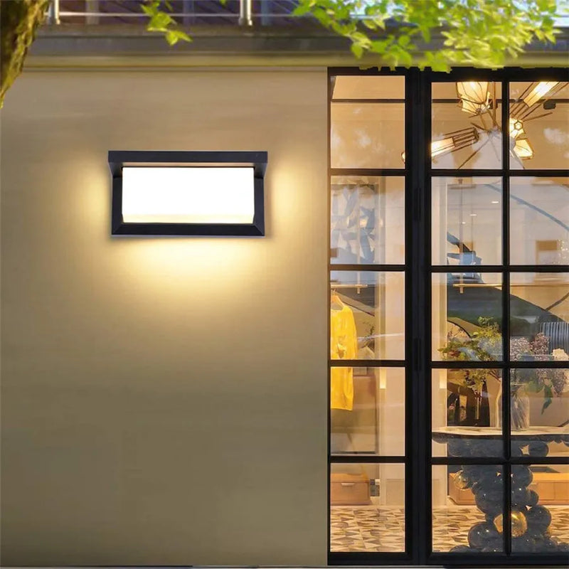 Stylowa lampa ścienna o wyjątkowym designie