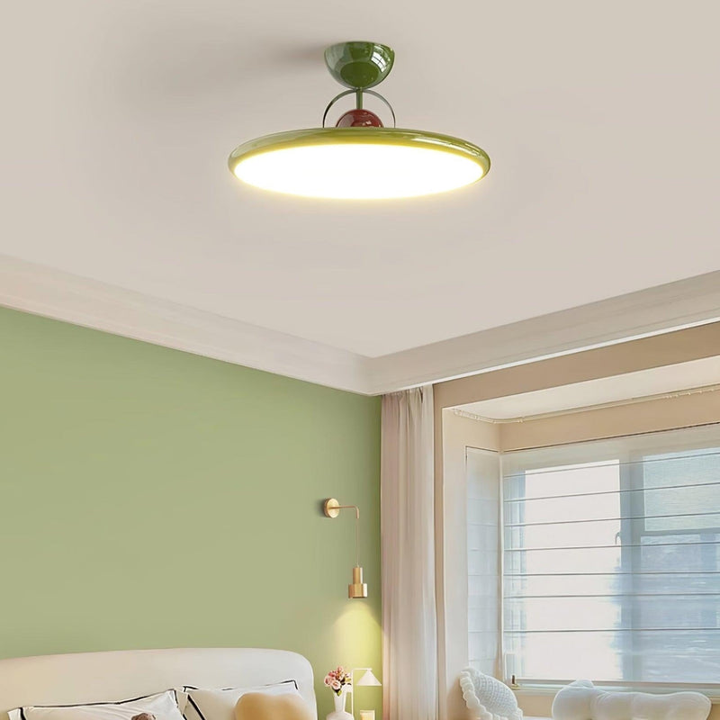 Lampa pełna blasku i wyrafinowanego stylu
