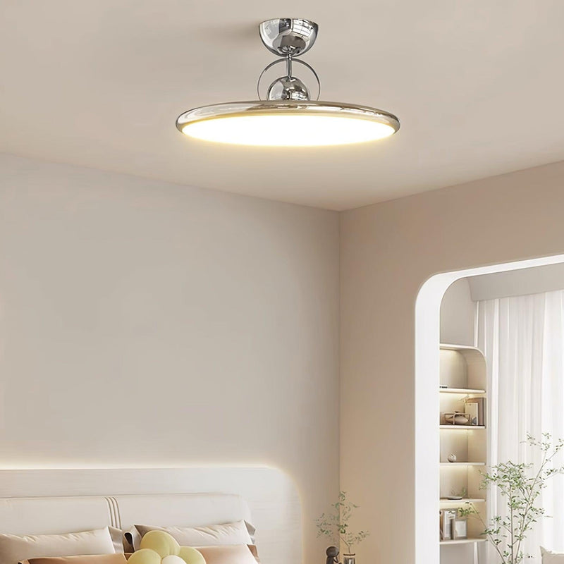 Lampa pełna blasku i wyrafinowanego stylu