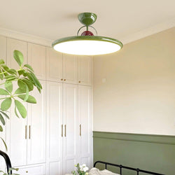 Lampa pełna blasku i wyrafinowanego stylu