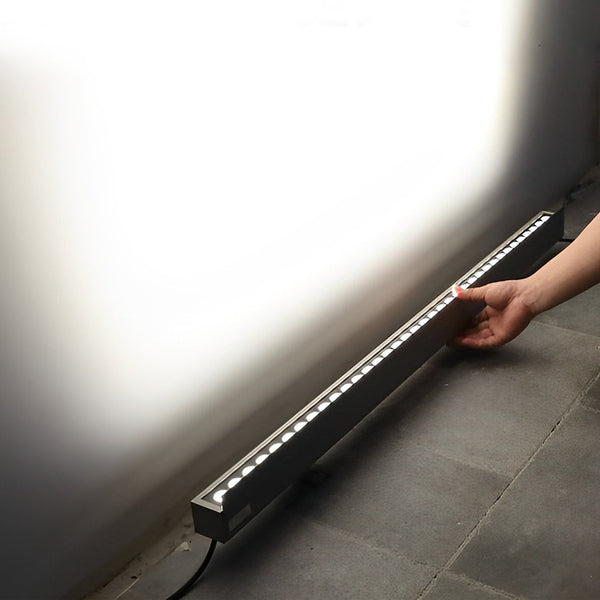 Nowoczesna Lampa LED do Oświetlenia Elewacji z Kierunkowym Światłem