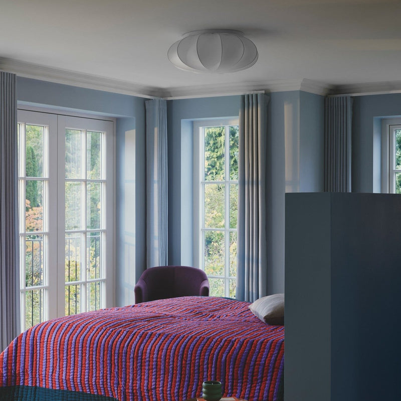 Elegancka lampa sufitowa, która odmienia wnętrze