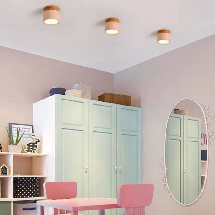 Minimalistyczna lampa sufitowa z LED-owym blaskiem