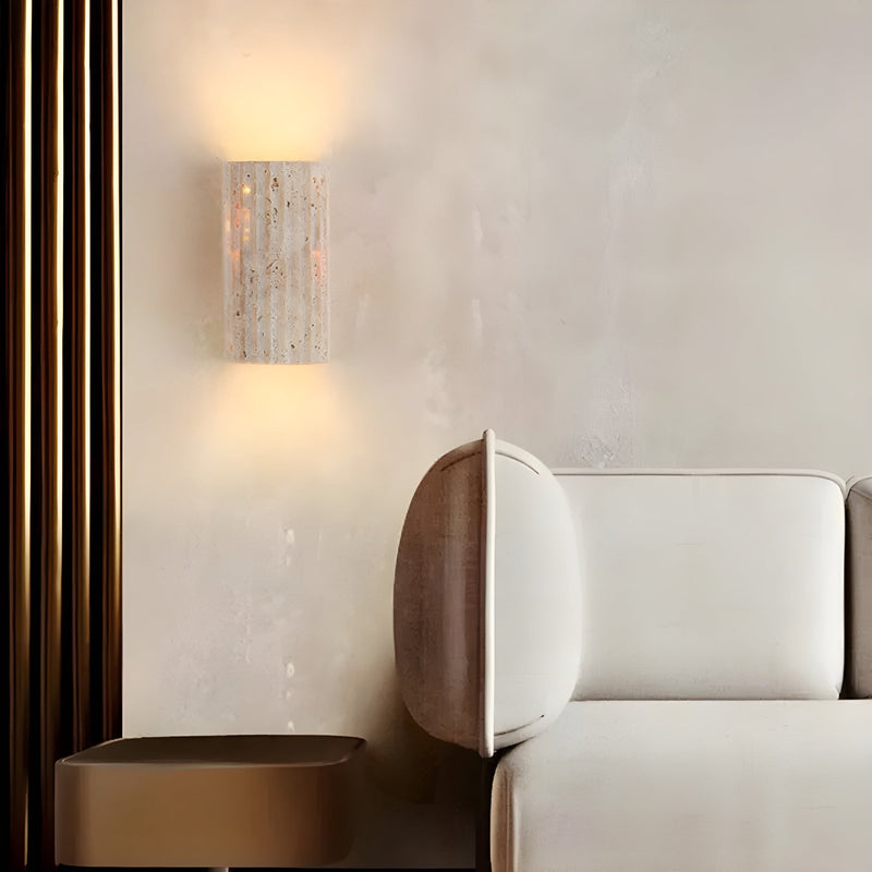 Lampa ścienna z naturalnego kamienia dla stylowego wnętrza