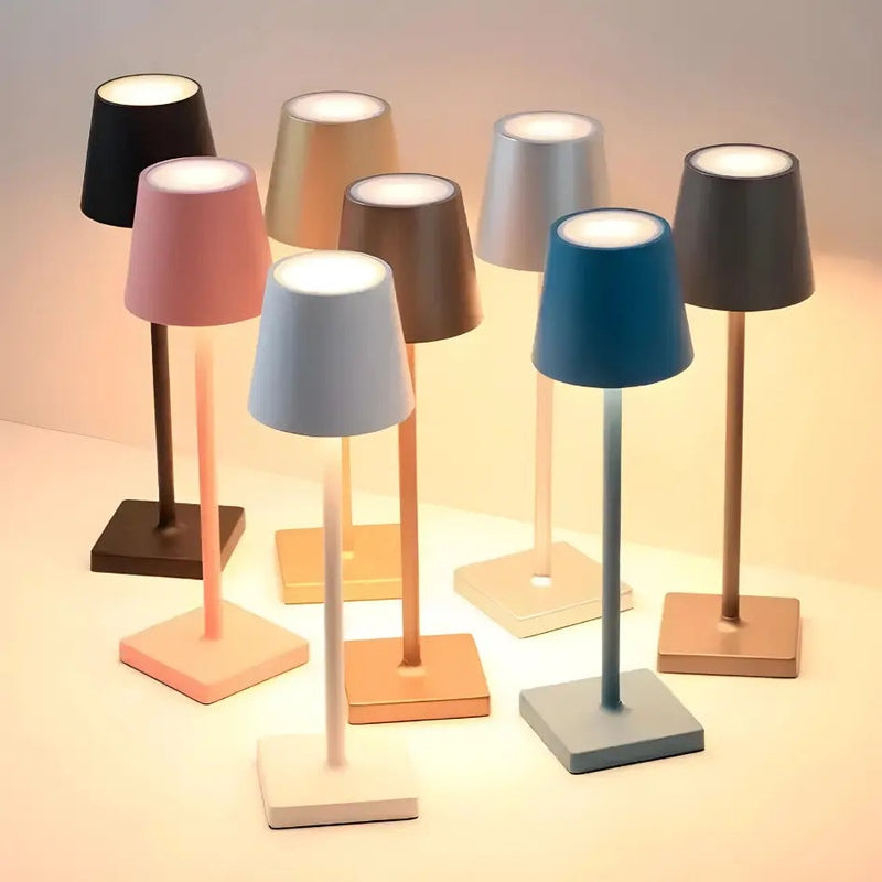 Lampa stołowa, która ładuje się bez kabli!