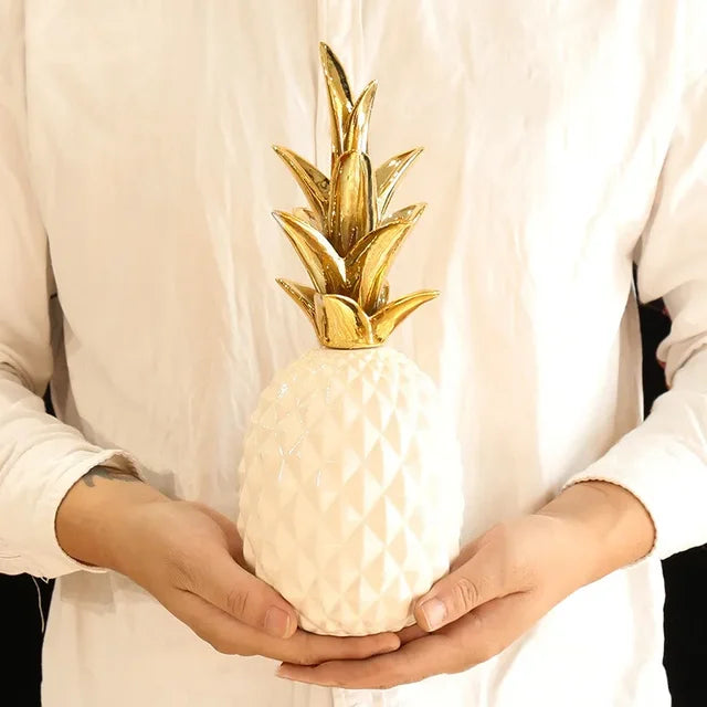 Wyjątkowy ananas w złotej odsłonie – klasyka z nutą luksusu