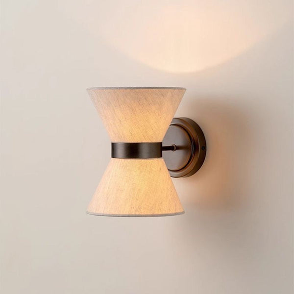 Nowoczesny Kinkiet Ścienny Wabi Sabi z Jedwabnym Kloszem – Elegancka Lampa do Sypialni i Salonu 1
