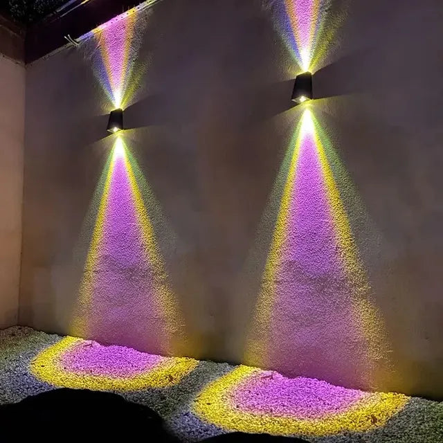 Zachód słońca zamknięty w lampce