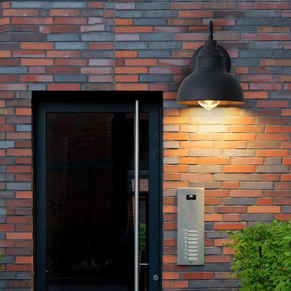Elegancka Lampa Ogrodowa w Stylu Vintage