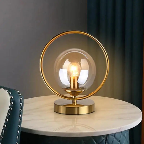 Szklana Lampa z Luksusowym Wykończeniem