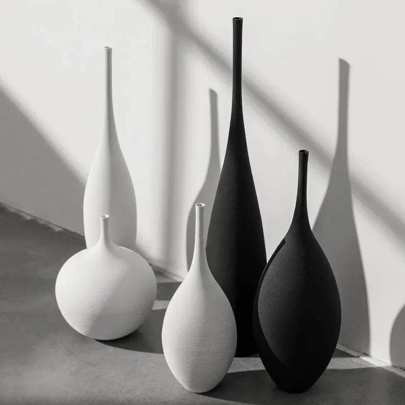 Wzór spokoju wśród ceramicznych kształtów