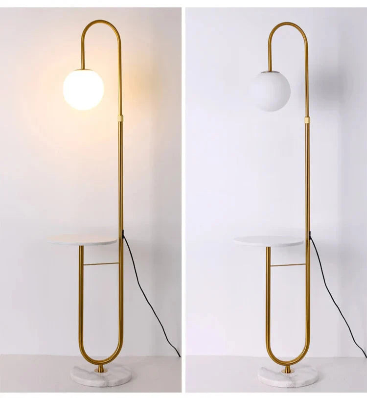 Nordycka lampa stojąca z marmurowym stolikiem