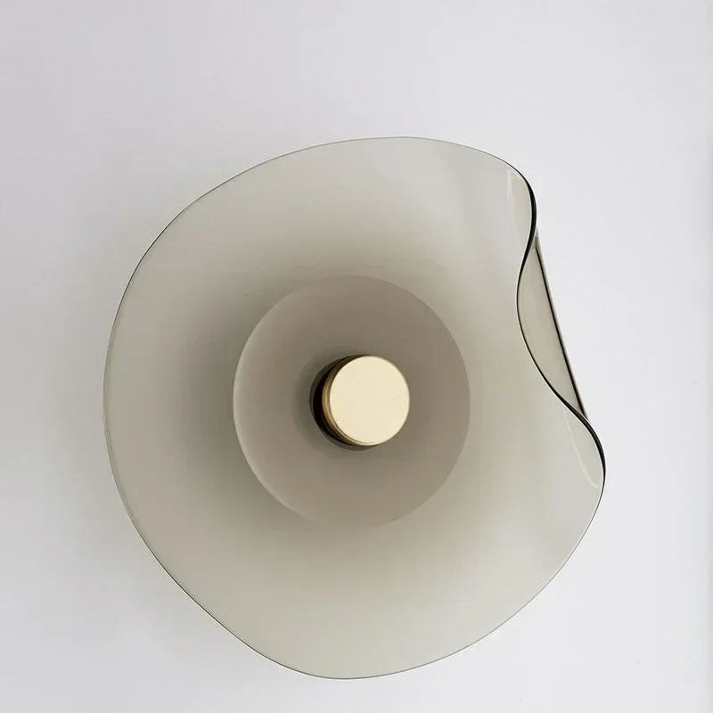 Smukła Lampa Ścienna ze Szkła w Nowoczesnym Stylu