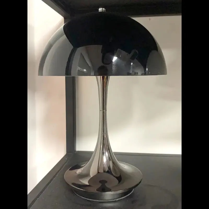 Lampka Nocna LED w Formie Grzybka z Funkcją Regulacji Światła