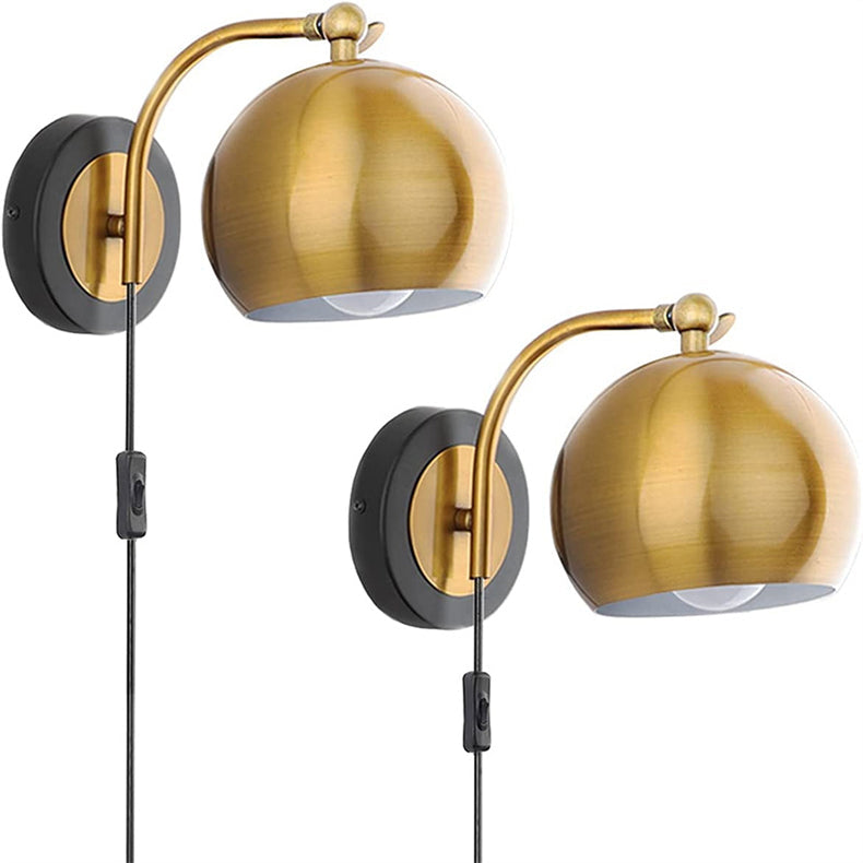 Elegancka Lampa Ścienna z Nutą Przeszłości i Nowoczesną Funkcją